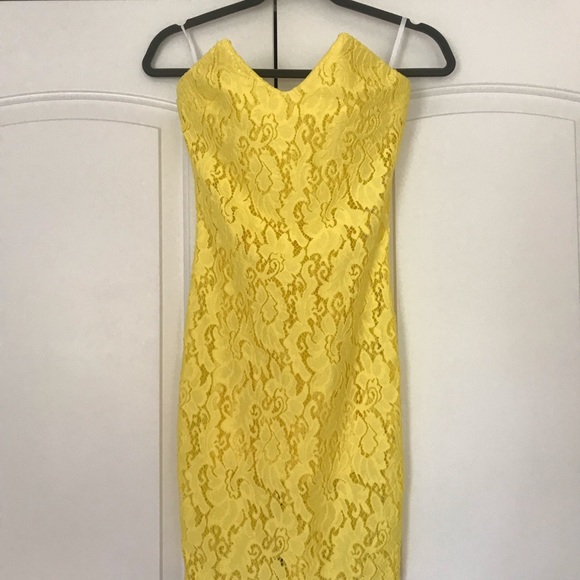 BEBE Midi lace yellow dress - Picture 2 of 3